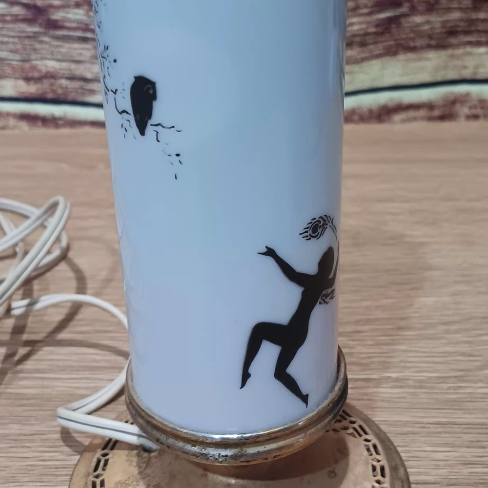 Vintage Art Deco Lamp - Picture 3 of 14